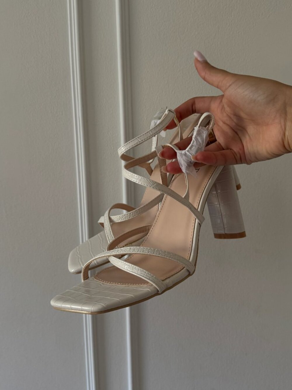 RAID Adriel Strappy Heeled Sandals - White Croc Sz 11 NWT